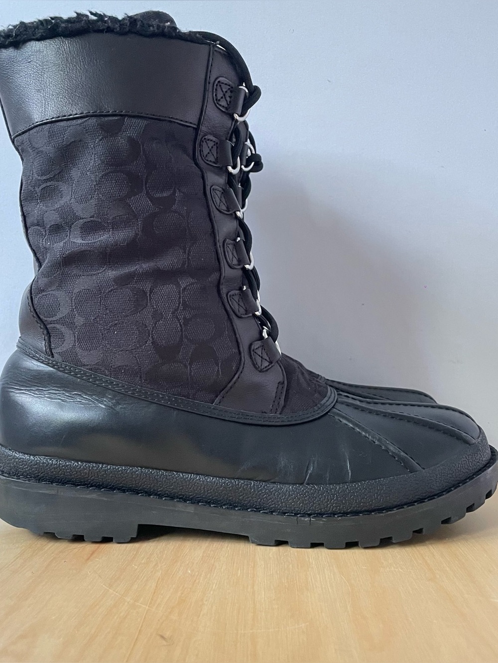Vintage Coach Laura Signature Black Winter Boots | US 10B